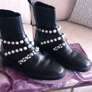 Women's Zara boots
